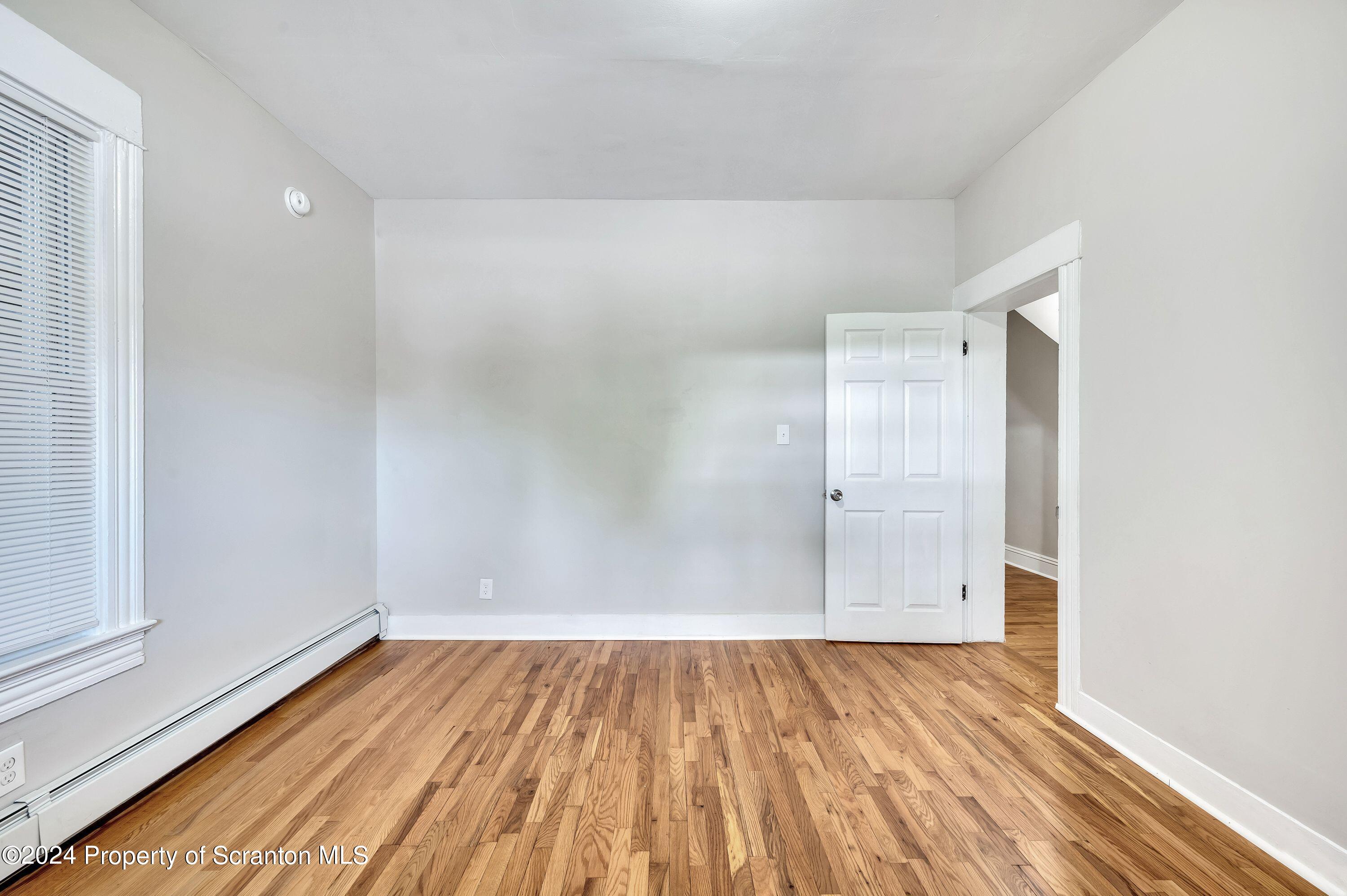 632 Moosic Street, Unit 2 Scranton, PA 18505 - Photo 11 of 24 light 1