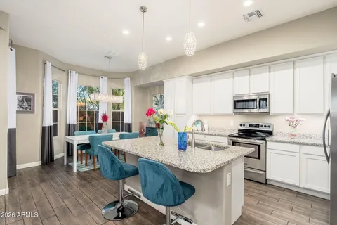 $575,000 | 3067 North 33rd Place, Phoenix, AZ 85018