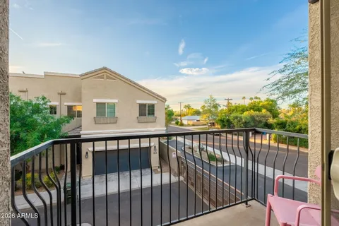 $565,000 | 3067 North 33rd Place, Phoenix, AZ 85018