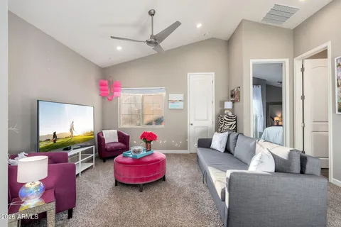 $565,000 | 3067 North 33rd Place, Phoenix, AZ 85018