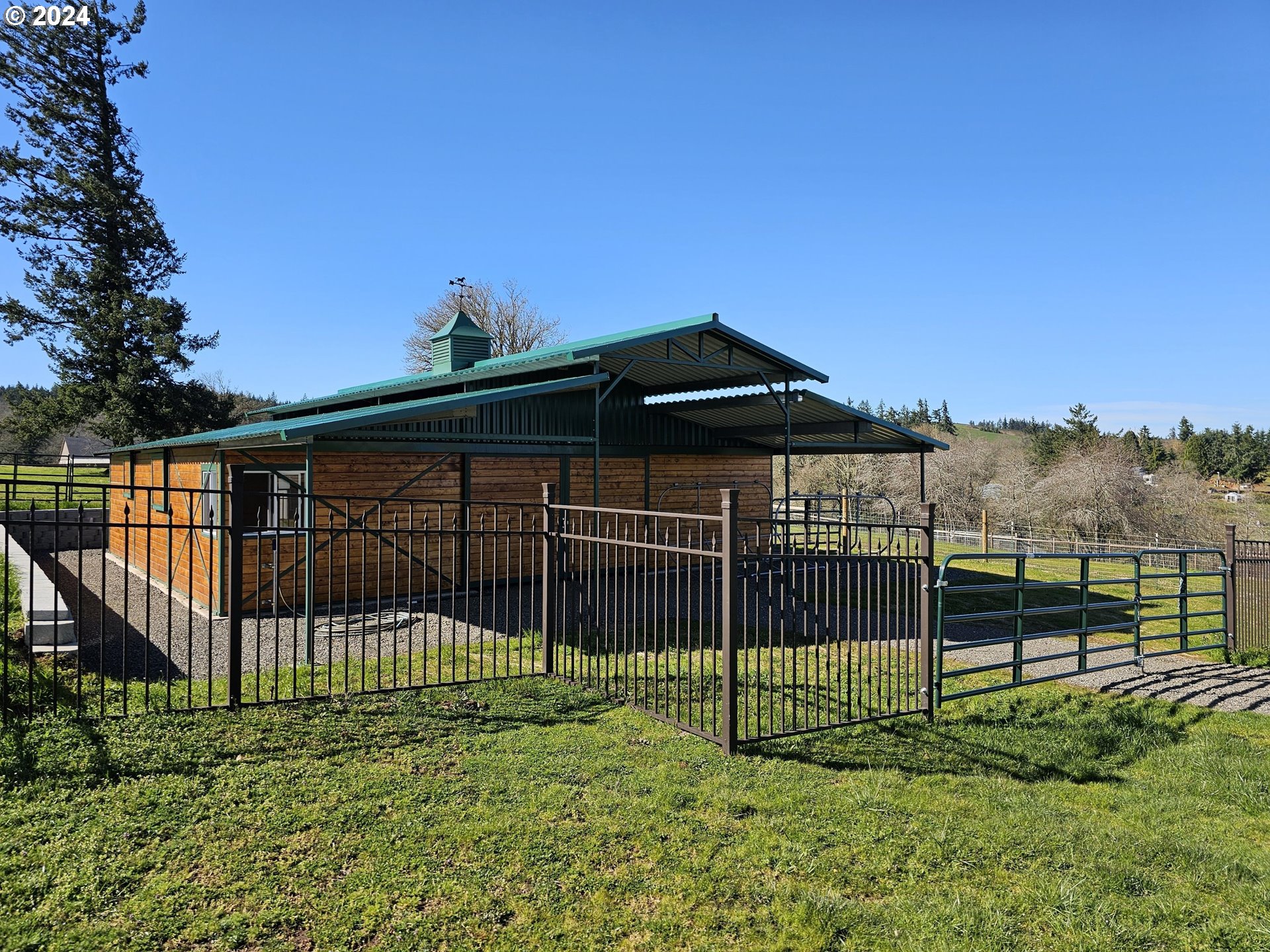 12123 Summit Loop Road Southeast Turner, OR 97392 - Photo 6 of 48