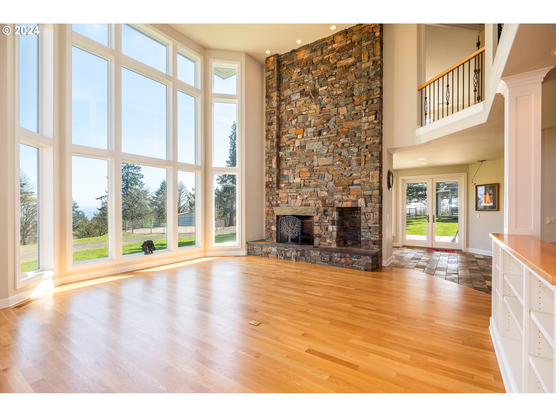 12123 Summit Loop Road Southeast Turner, OR 97392 - Photo 10 of 48