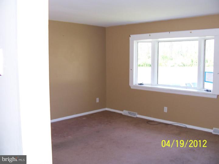 1616 Flora Road Vineland, NJ 08360 - Photo 8 of 8 Gallery Image 8