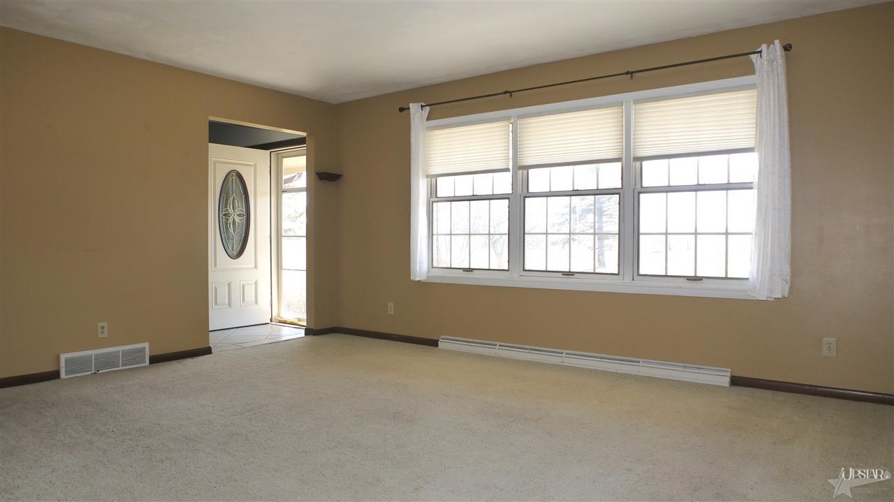 916 West Hamilton Road South Fort Wayne, IN 46819 - Photo 8 of 25