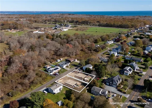 $1,200,000 | 60 Daytona Avenue, Narragansett, RI 02882