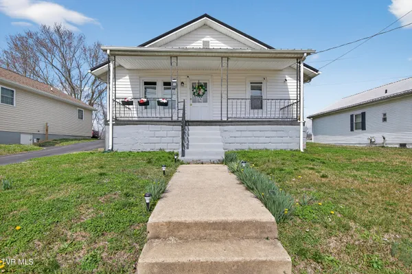 $134,900 | 1121 McNeil Street, Bristol, VA 24201
