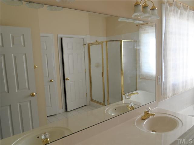 8112 Standing Stone Court Raleigh, NC 27613 - Photo 10 of 25 Photo 10