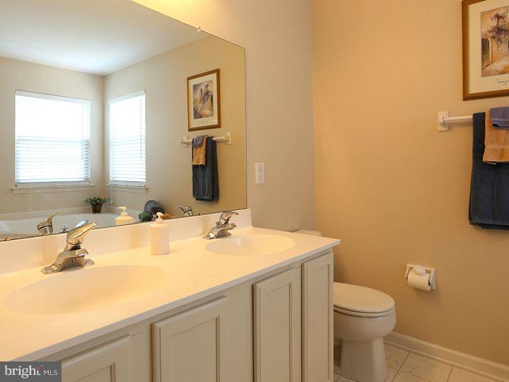 9 Nottingham Way Mount Laurel, NJ 08054 - Photo 17 of 25