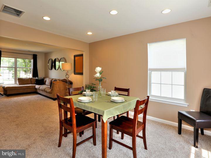 9 Nottingham Way Mount Laurel, NJ 08054 - Photo 6 of 25