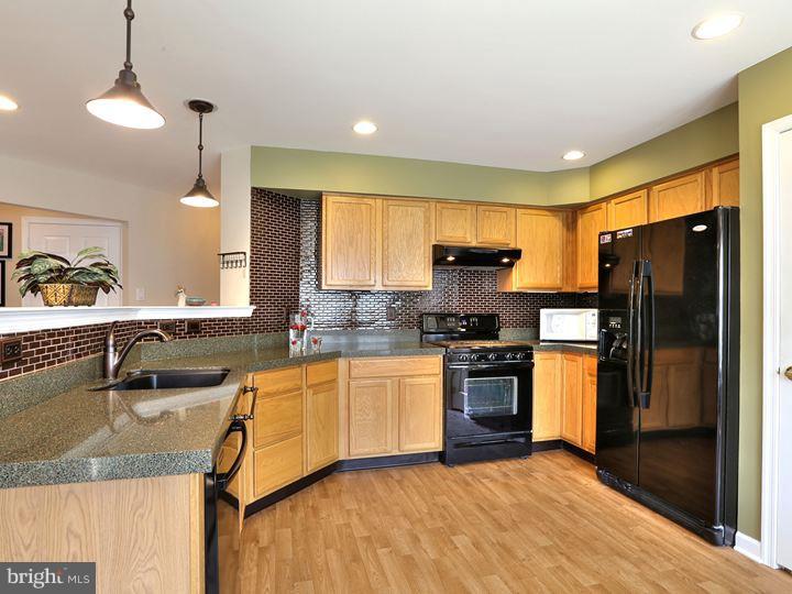 9 Nottingham Way Mount Laurel, NJ 08054 - Photo 10 of 25