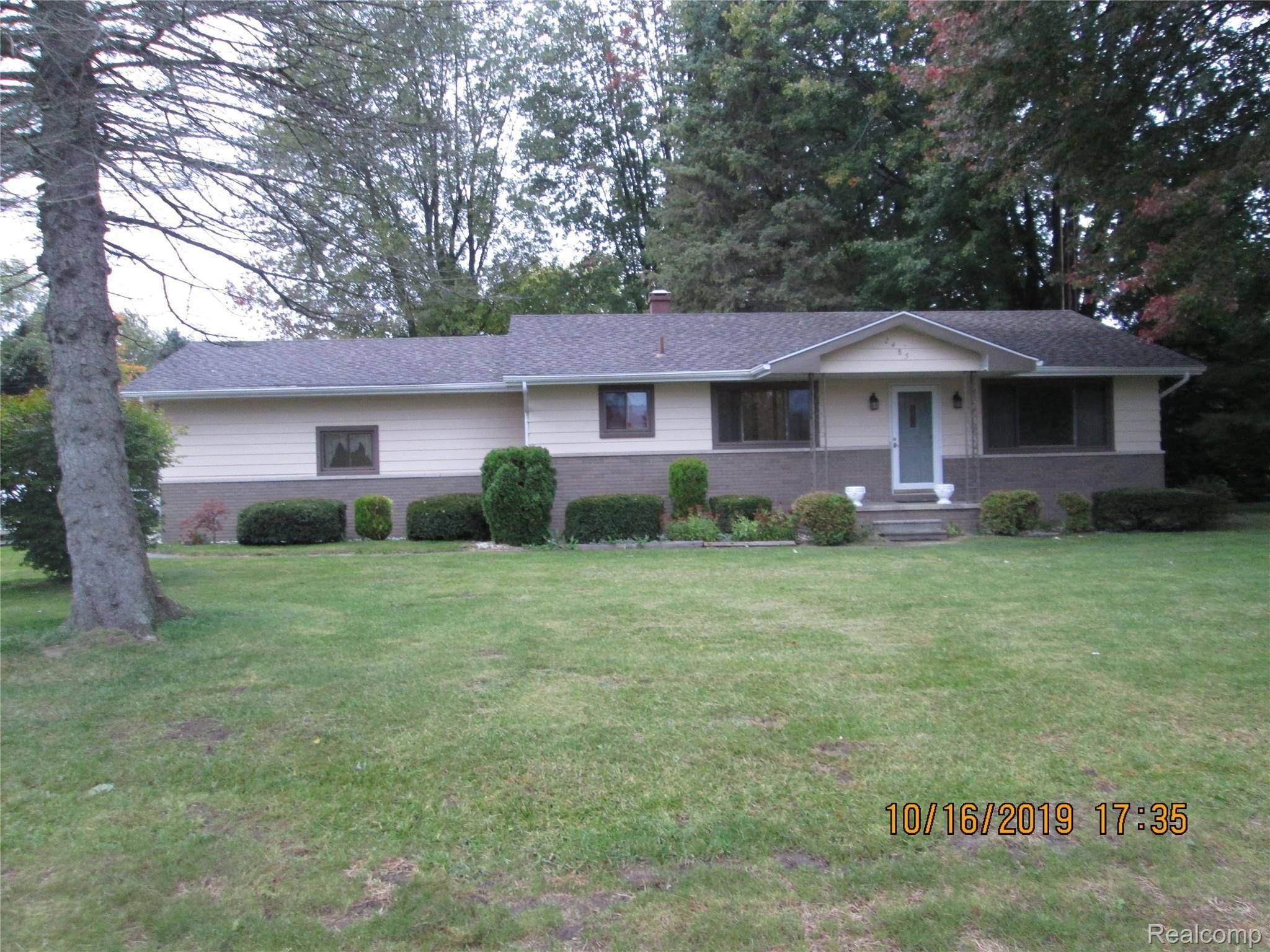 2485 Michigan Road Port Huron, MI 48060 - Photo 1 of 46 IMG_6841.JPG