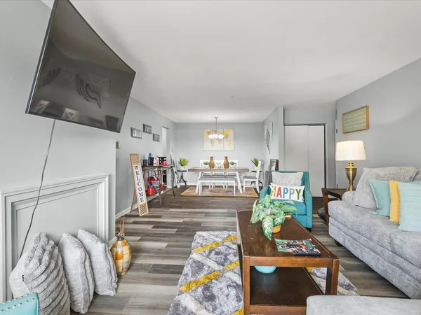 $125,000 | 3120 Jacqueline Drive, Unit 11, Rockford, IL 61109