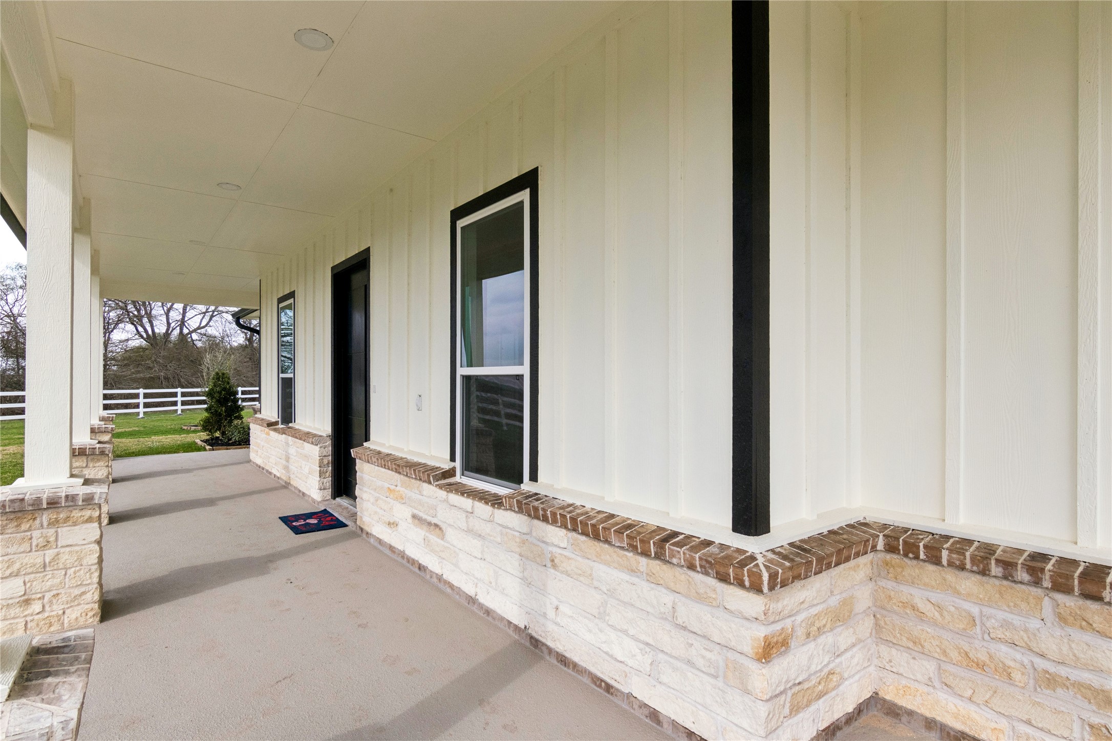 5766 Ward Bend Road Sealy, TX 77474 - Photo 5 of 45 a view of a hallway with windows