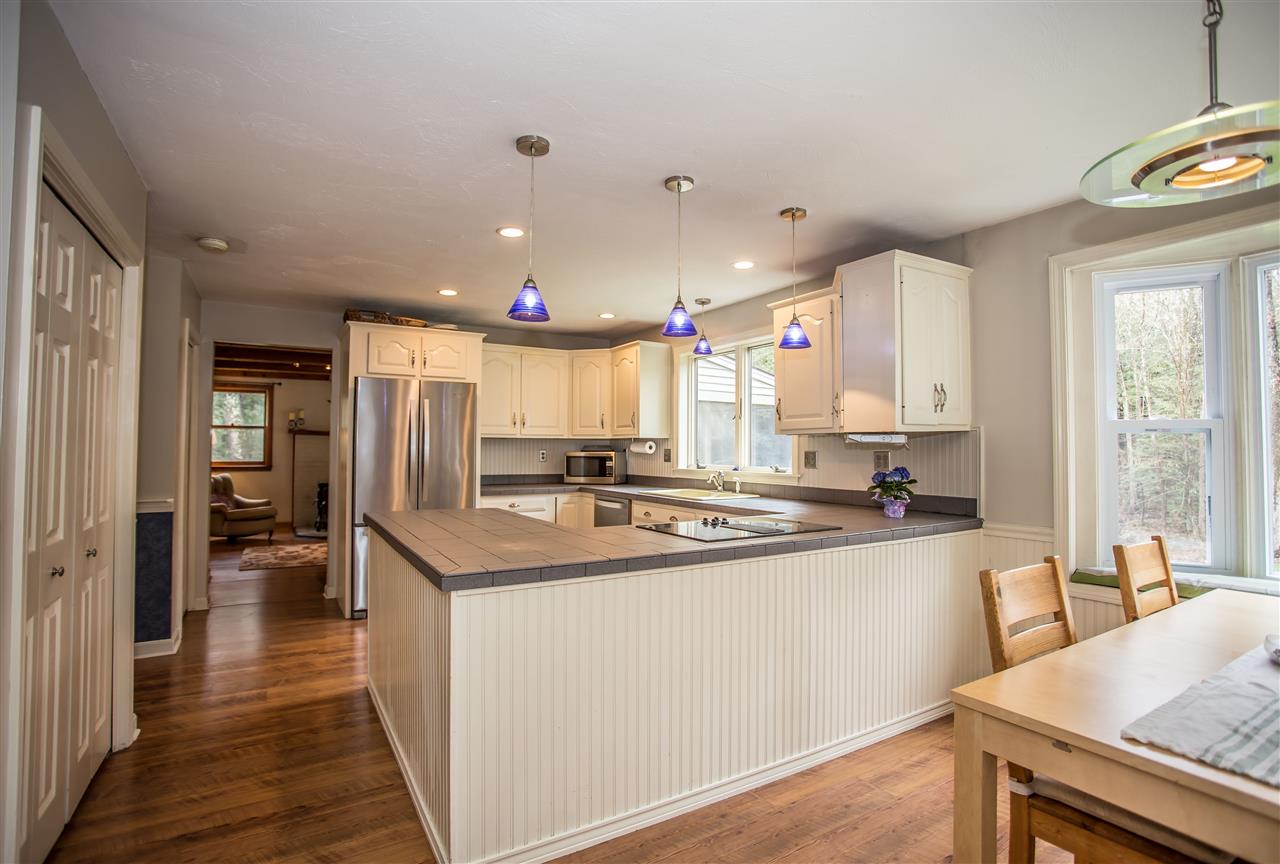 4 Olde Lantern Way Amherst, NH 03031 - Photo 6 of 36 Gallery Image 6