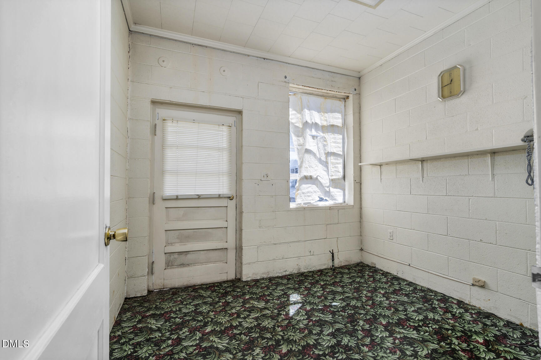 408 Cokey Road Rocky Mount, NC 27801 - Photo 31 of 46 a bathroom with a window