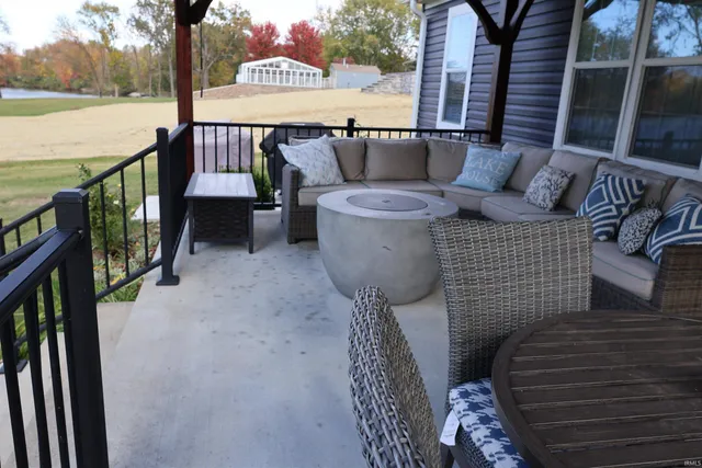 $364,000 | 5641 North Craney Road, Loogootee, IN 47553