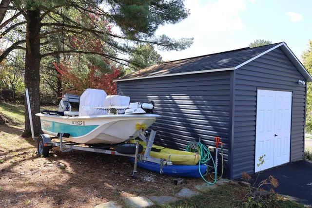 $364,000 | 5641 North Craney Road, Loogootee, IN 47553