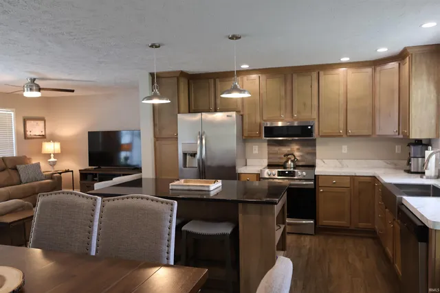 $364,000 | 5641 North Craney Road, Loogootee, IN 47553