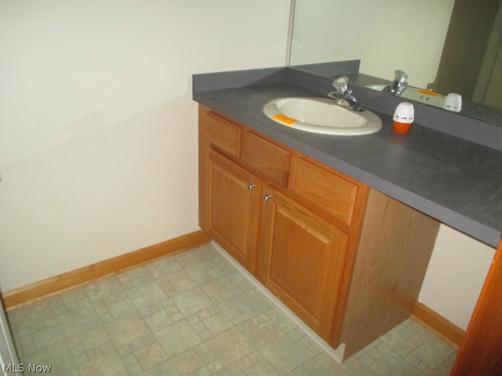 3994 Manchester Road Perry, OH 44081 - Photo 8 of 22