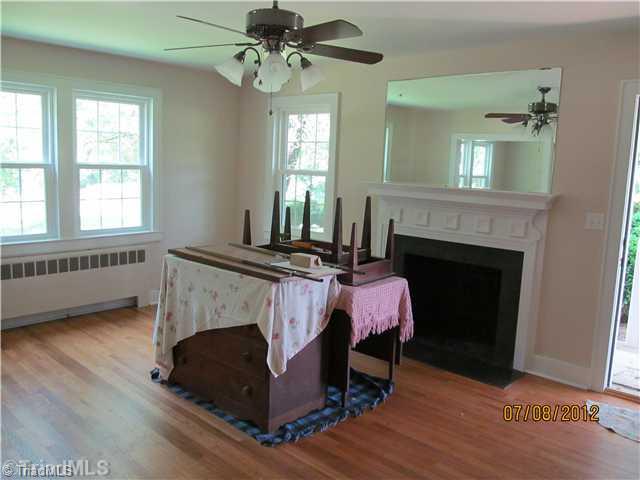 2120 Springs Road Mount Airy, NC 27030 - Photo 9 of 15 Living Room.