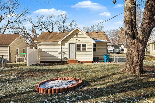 $164,900 | 70 Broadway Boulevard, Battle Creek, MI 49037