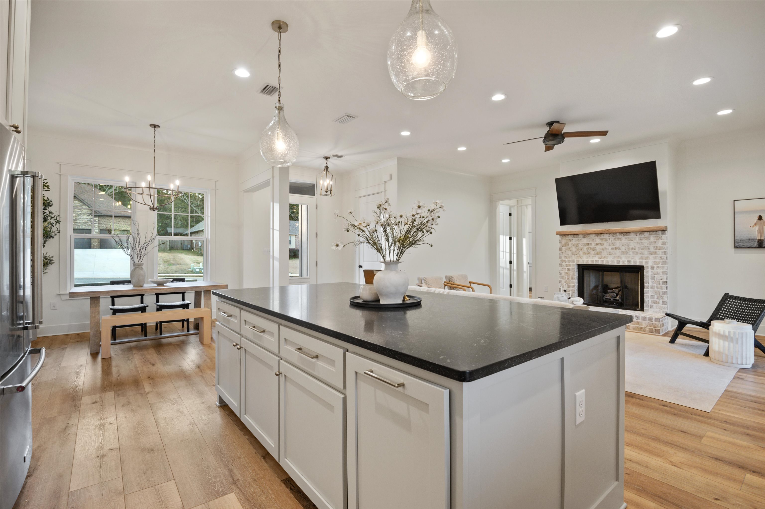 312 Pecan Ridge Boulevard Fairhope, AL 36532 - Photo 13 of 43 Kitchen