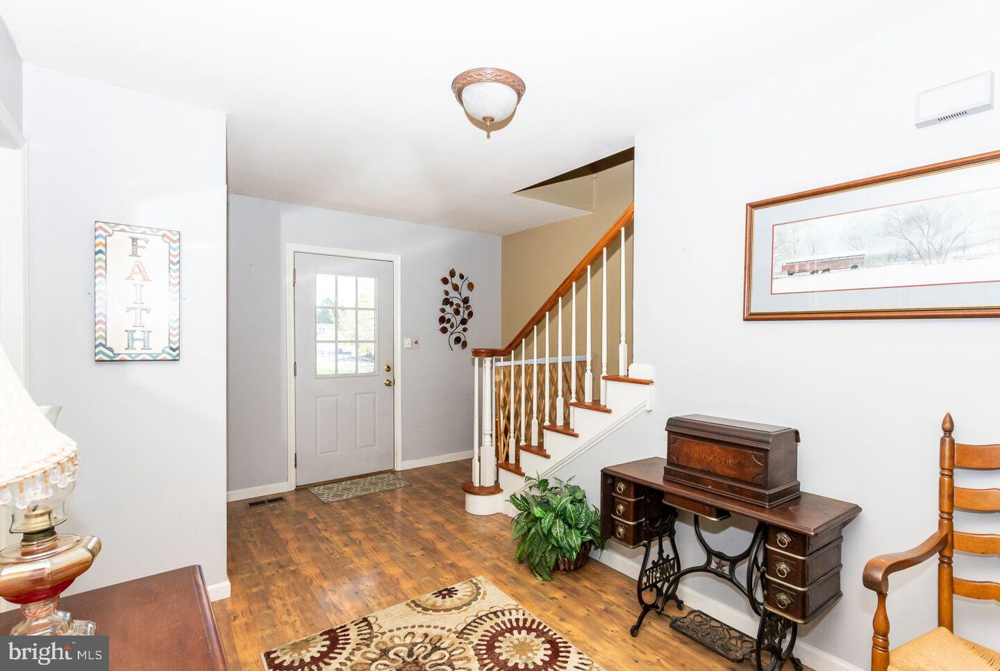 248 Stony Run Road Spring City, PA 19475 - Photo 4 of 32 Entry Way