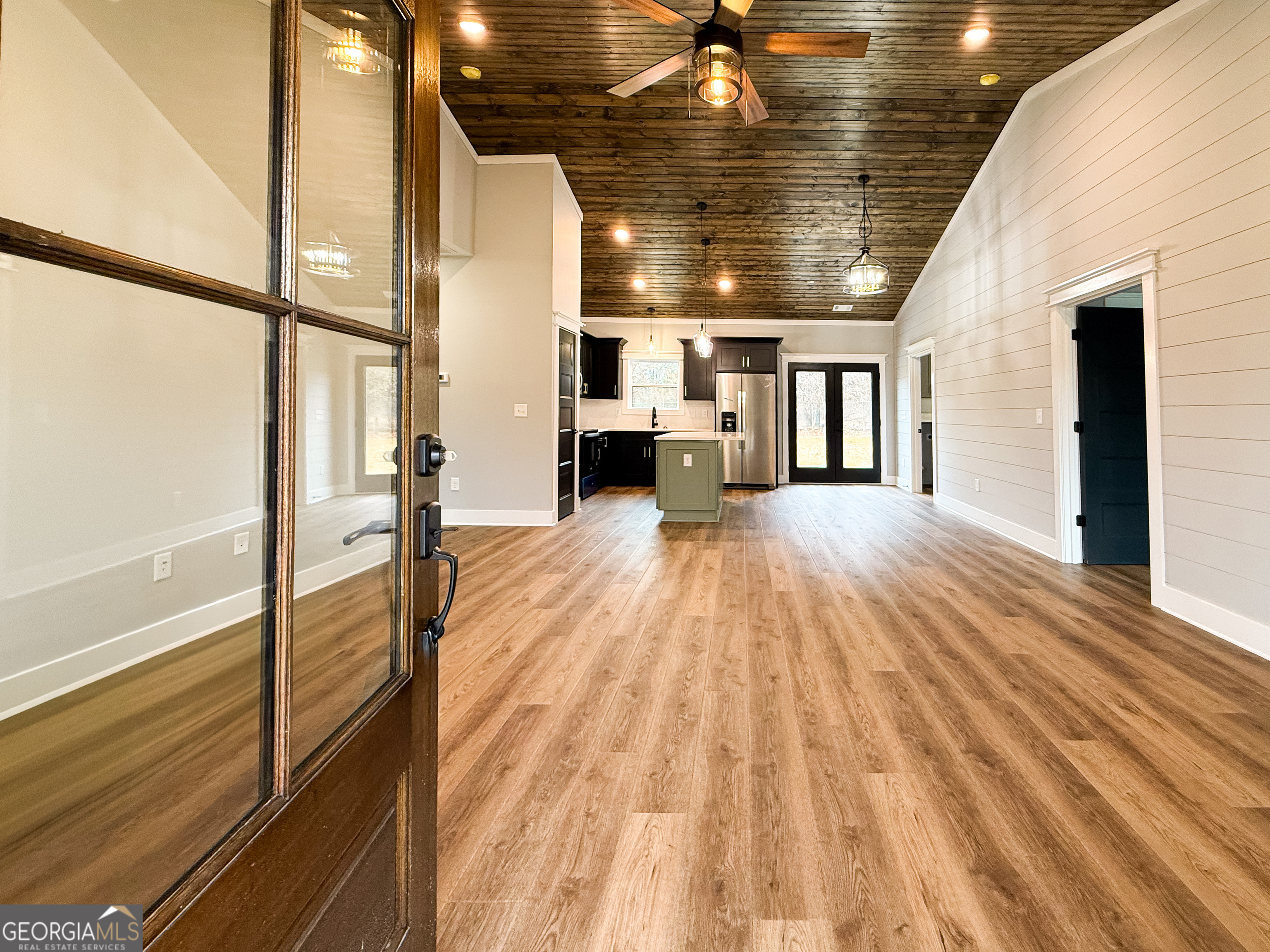 155 Hollywood Church Road Clarkesville, GA 30523 - Photo 2 of 22