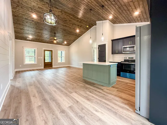 $389,900 | 155 Hollywood Church Road, Clarkesville, GA 30523