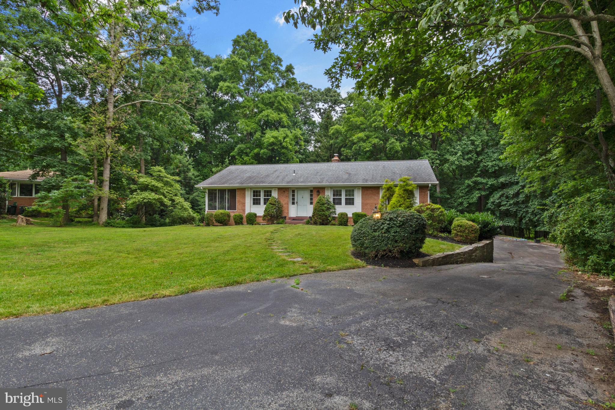 14908 Claude Lane Silver Spring, MD 20905 - Photo 2 of 37 Tucked Away at the End of a Cul De Sac
