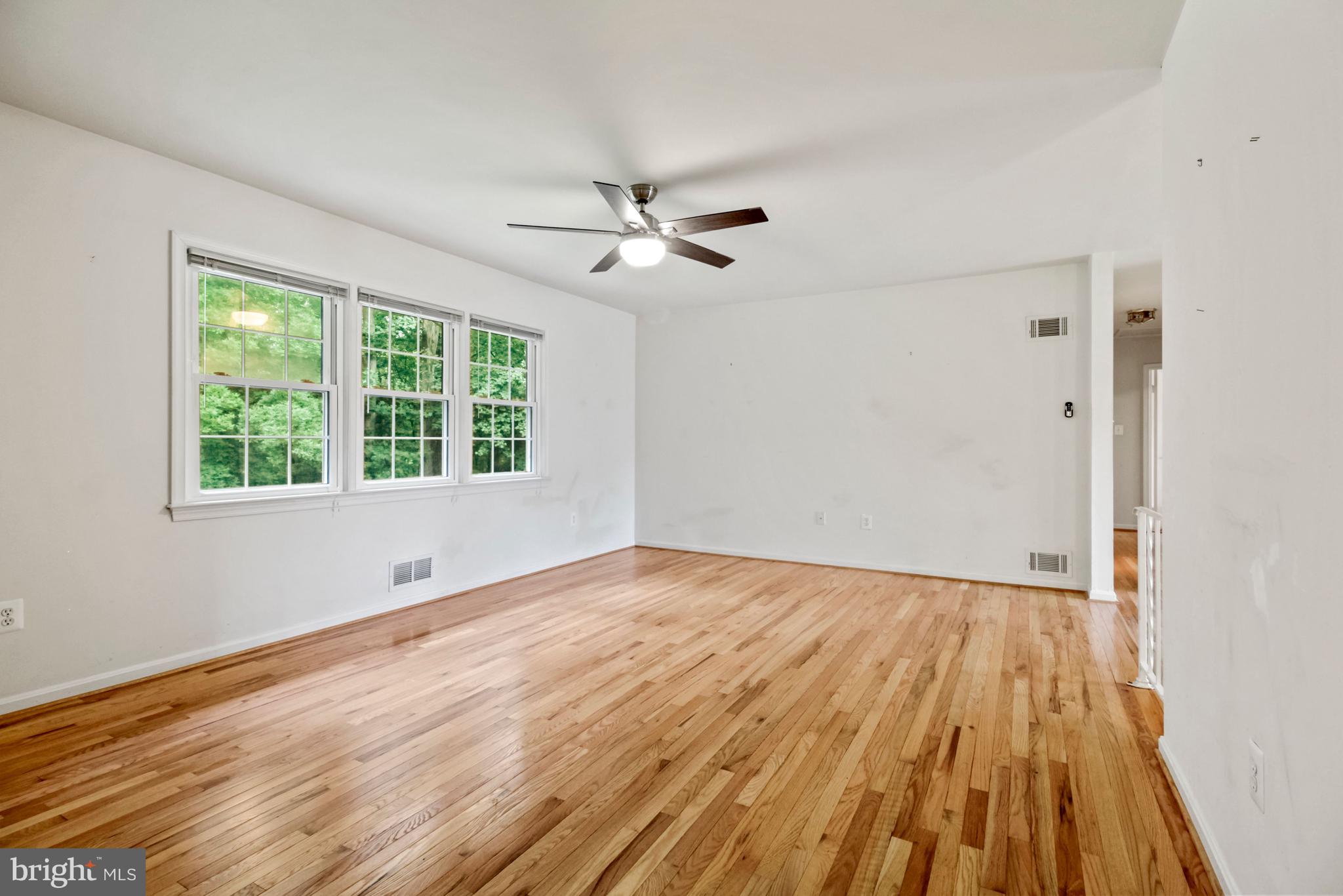 14908 Claude Lane Silver Spring, MD 20905 - Photo 10 of 37 Spacious Living Room