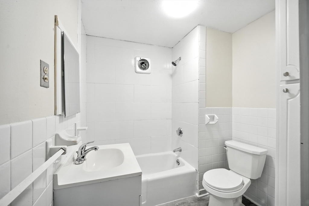 91 Sumner Avenue, Unit 8 Springfield, MA 01108 - Photo 6 of 8 Gallery Image 6