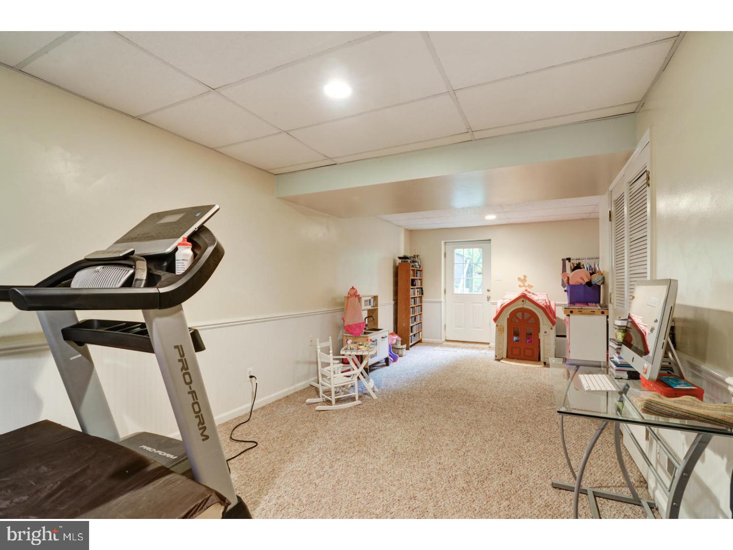 39 Avalon Road Pennington, NJ 08534 - Photo 19 of 23 Gallery Image 19