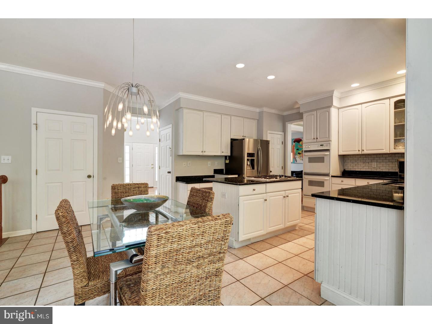 39 Avalon Road Pennington, NJ 08534 - Photo 8 of 23 Gallery Image 8