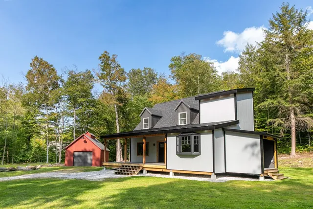 $629,000 | 550 Finbars Forest Road, Manchester, VT 05255