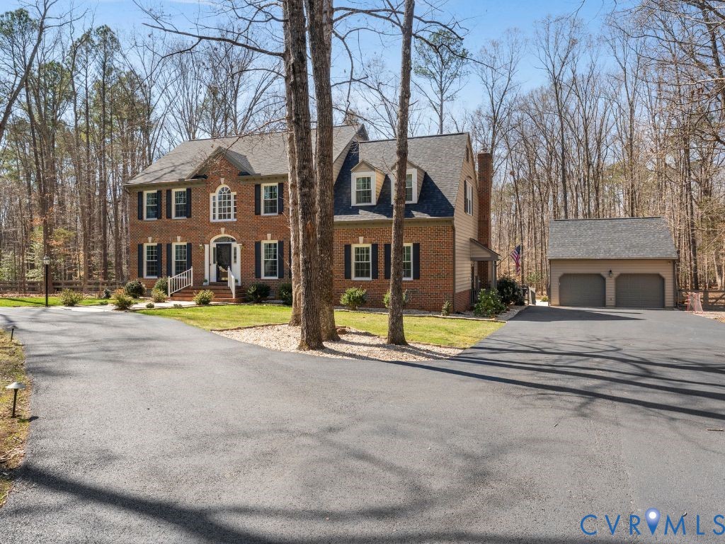 1531 King William Woods Road Midlothian, VA 23113 - Photo 2 of 48