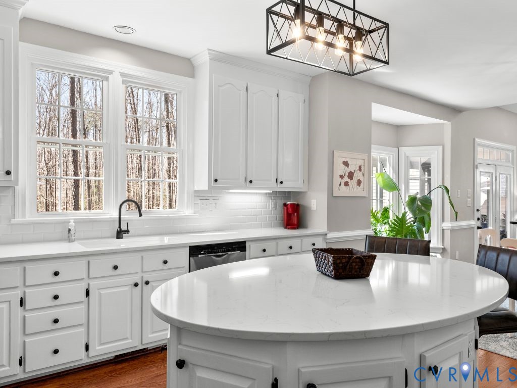 1531 King William Woods Road Midlothian, VA 23113 - Photo 7 of 48