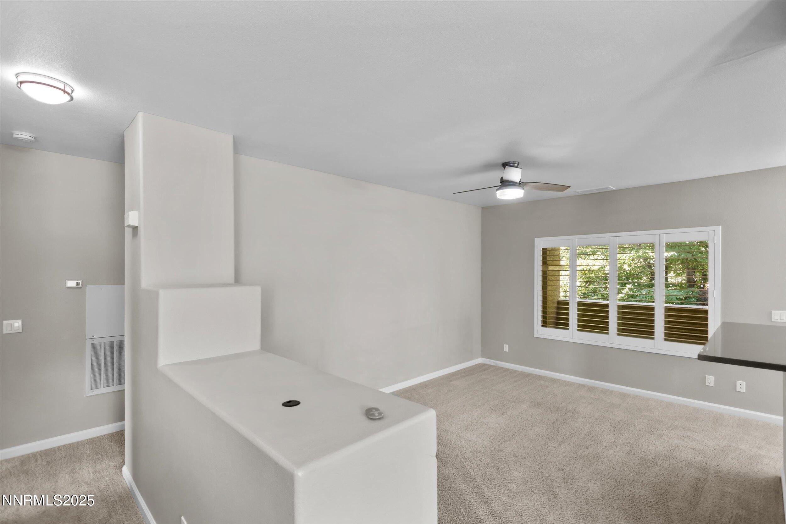 900 South Meadows Parkway, Unit 1524 Reno, NV 89521 - Photo 4 of 47 21-IMG_2620