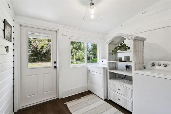 a view of utility room with washer and dryer