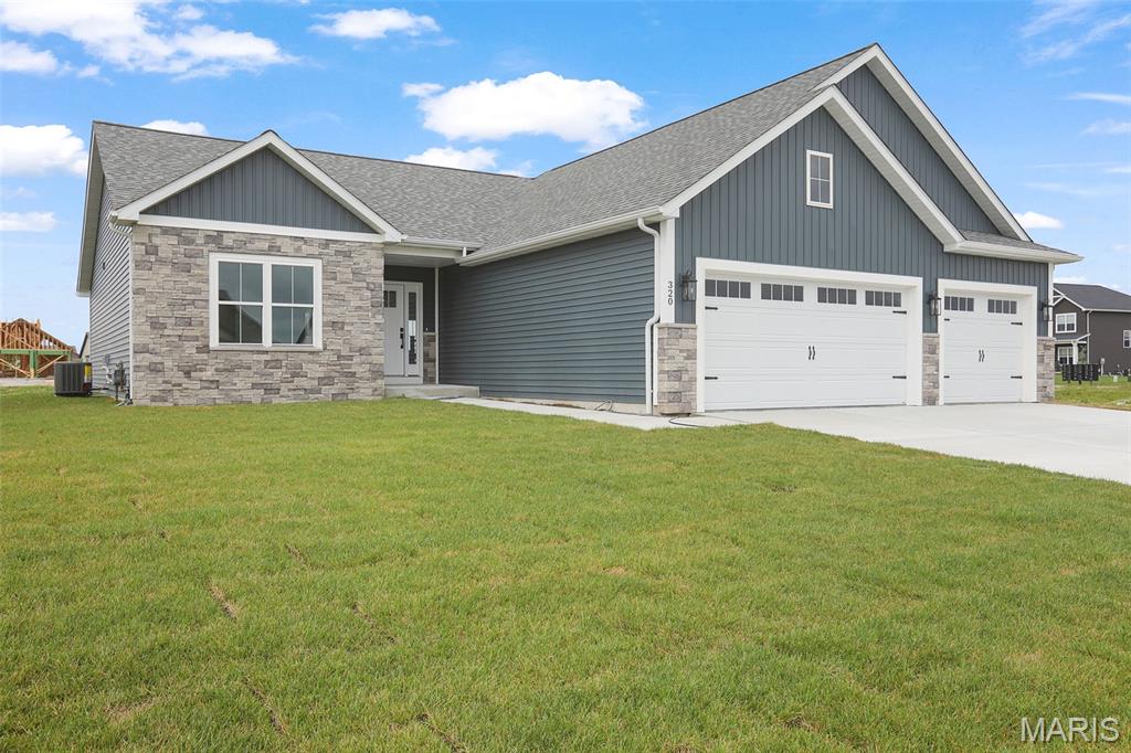320 Rumsfeld Drive Troy, IL 62294 - Photo 2 of 32