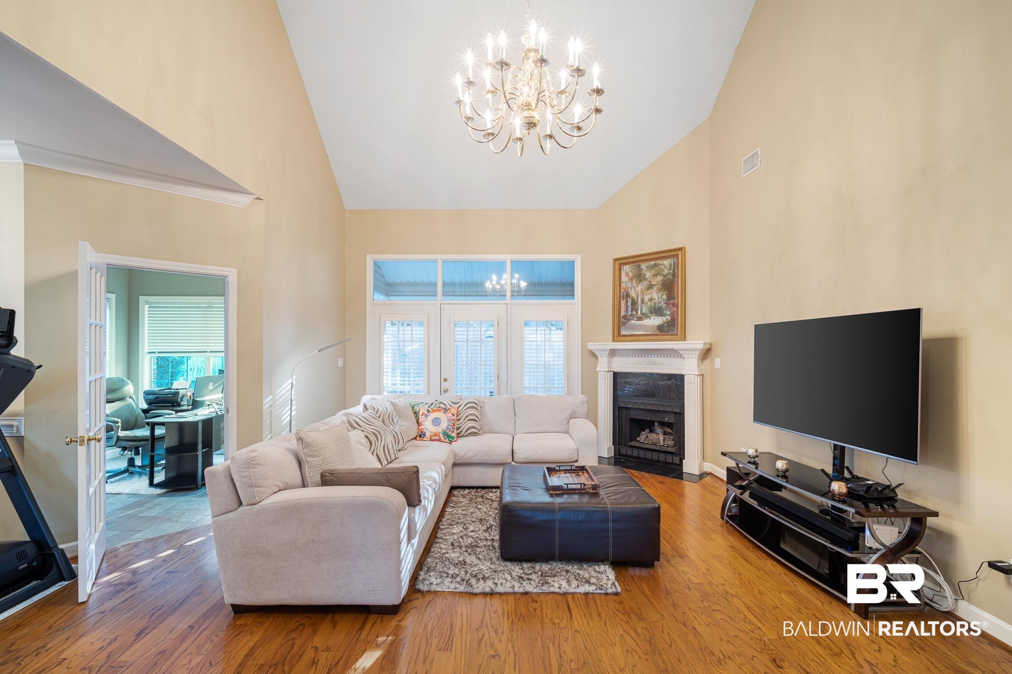 5901 Sutton Trace Court Mobile, AL 36609 - Photo 17 of 36 Soaring ceilings pop!