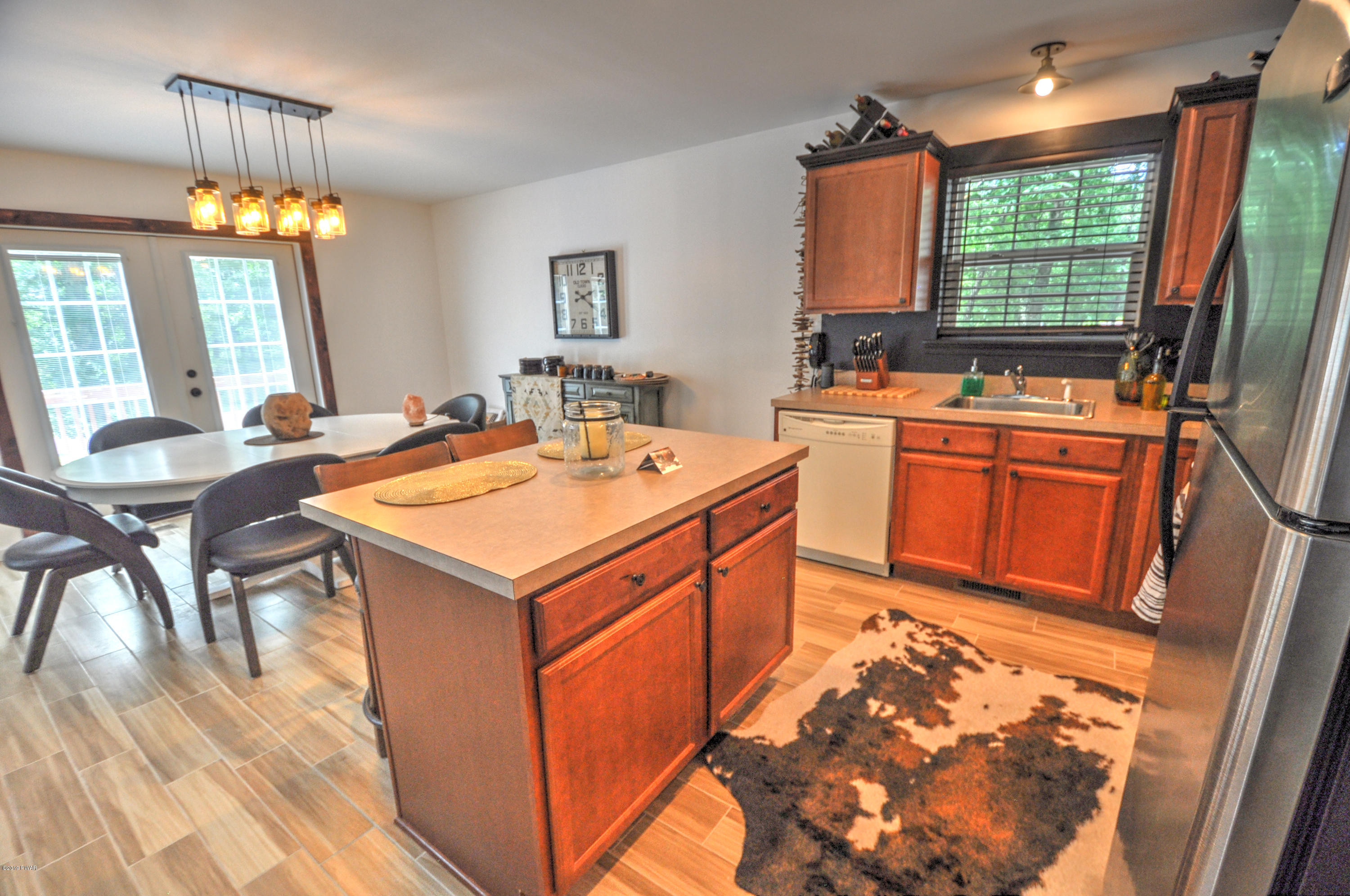 301 Lakeview Road Lackawaxen, PA 18435 - Photo 10 of 37 9-Kitchen