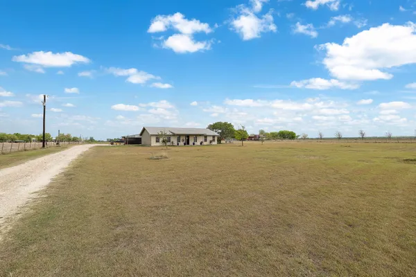 $575,000 | 851 County Road 454, Taylor, TX 76574