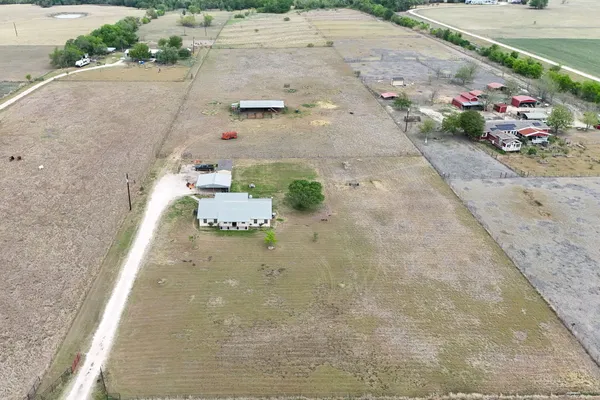 $575,000 | 851 County Road 454, Taylor, TX 76574