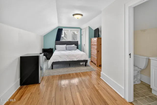 $289,900 | 1214 South Country Club Drive, Niskayuna, NY 12309