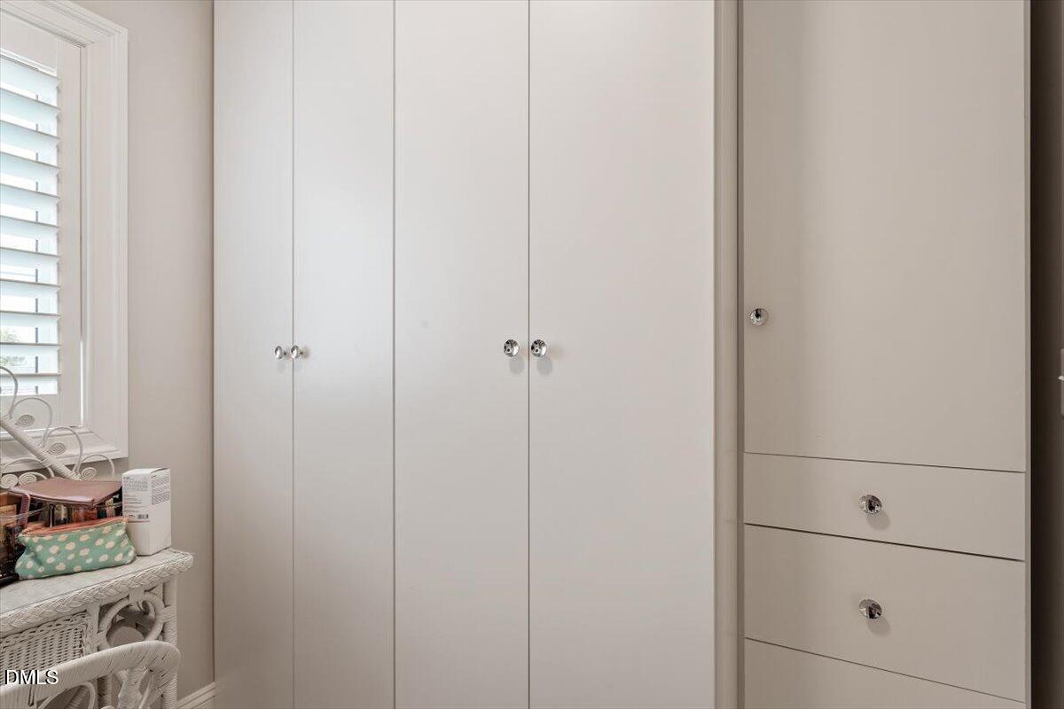 605 Smedes Place, Unit B Raleigh, NC 27605 - Photo 10 of 16