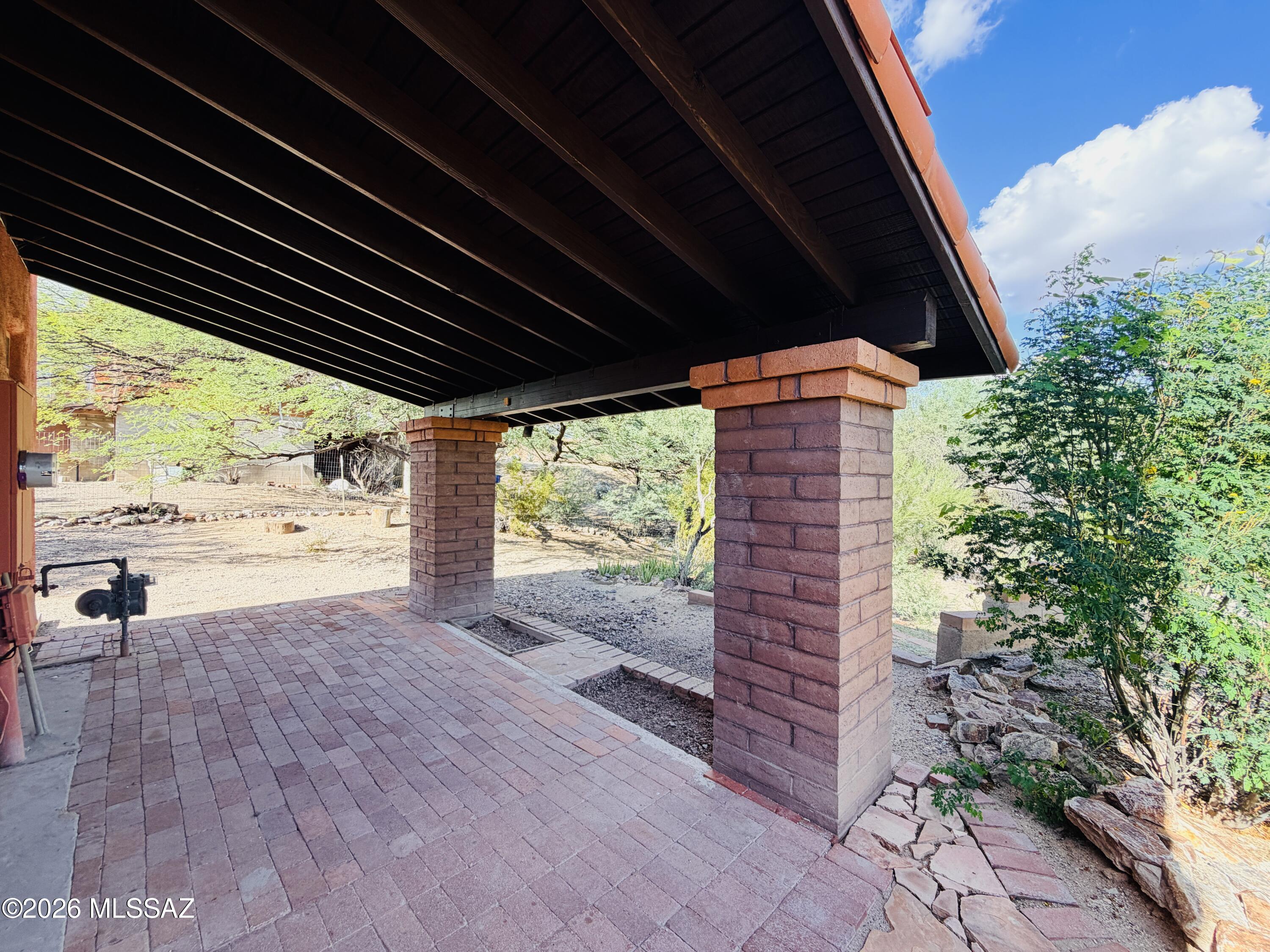 2801 Paradise Mountain Road Tucson, AZ 85713 - Photo 31 of 34 Backyard Porch