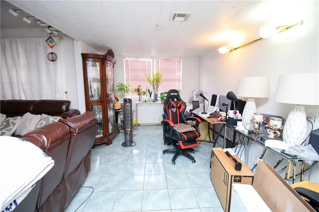 $169,000 | 1620 Maplewood Drive, Harvey, LA 70058