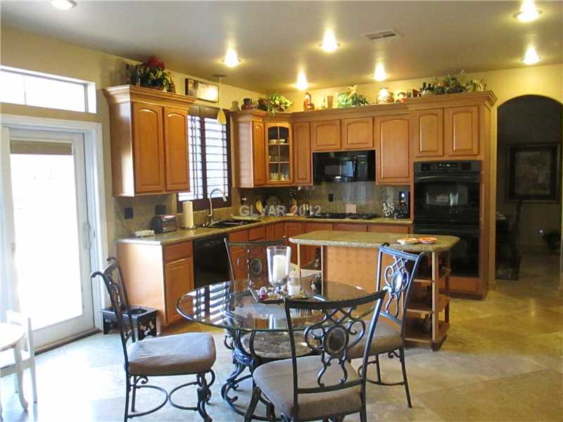 2465 Bench Reef Place Henderson, NV 89052 - Photo 15 of 28 Kitchen.