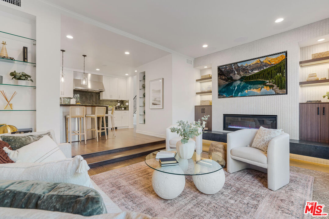 409 20th Street Santa Monica, CA 90402 - Photo 22 of 47